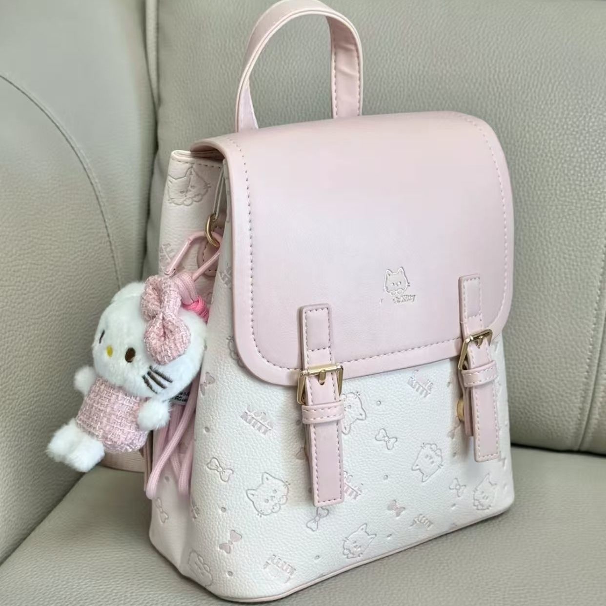 Kitty女生粉色书包小众高级新款多巴胺轻便双肩包旅行背包