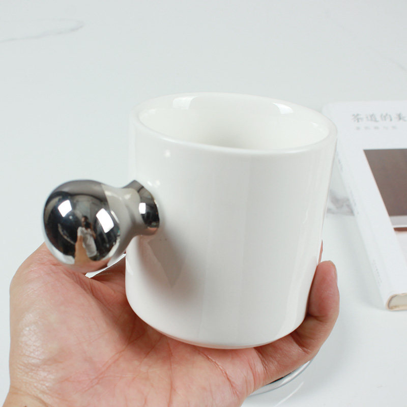 银色网红杯子电镀银手柄球柄杯咖啡杯摆拍道具软装陈设创意杯子