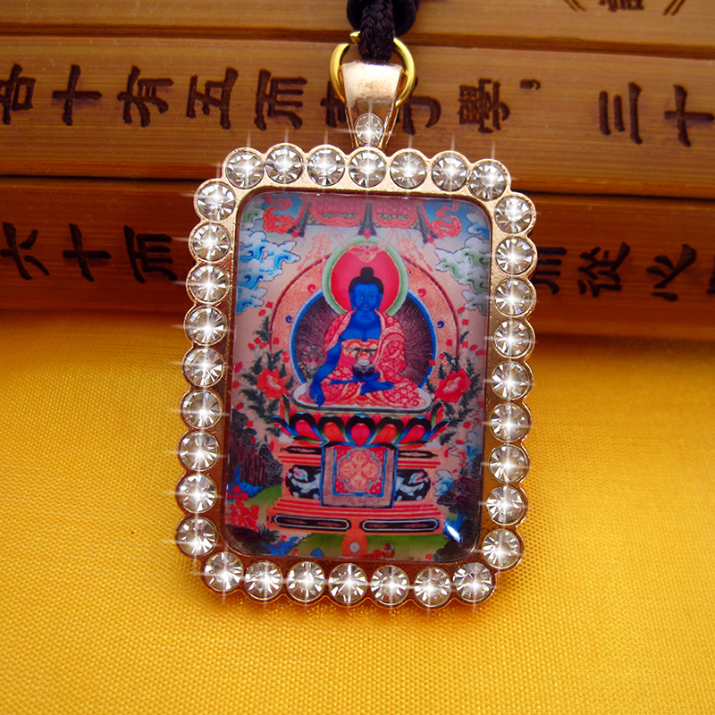 YC5315新款精品藏地药师佛菩萨唐卡镶钻佛牌吊坠法会结缘挂件定制