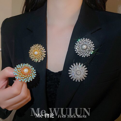 Me物论 18k真金电镀锆石花朵珍珠胸针优雅奢华水钻太阳花别针配饰