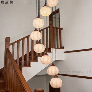 楼梯吊灯楼梯灯复式 loft挑空旋转吊灯别墅楼梯间 中古风格 2026新款