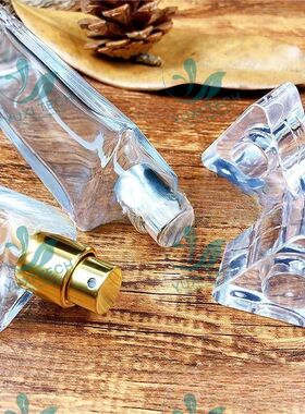 宇兮YUXI30ml45ml香水瓶卡口透明三角形玻璃瓶爽肤水装喷雾空瓶