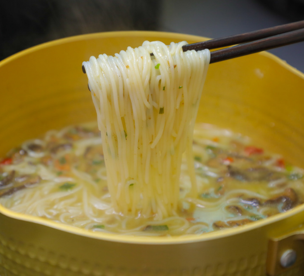 云南松茸鸡汤米线米粉菌菇带料包