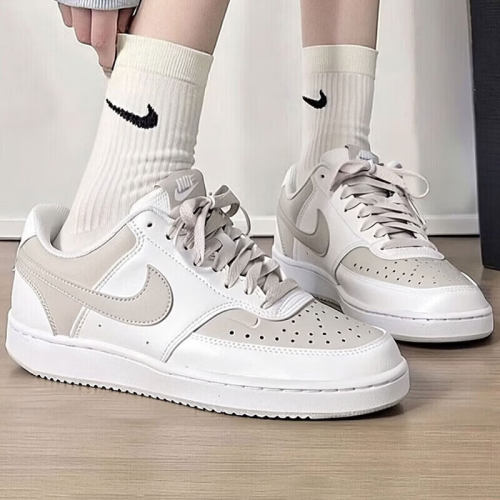 NIKE/耐克女鞋Court Vision低帮复古轻便运动休闲板鞋 FV9952-200