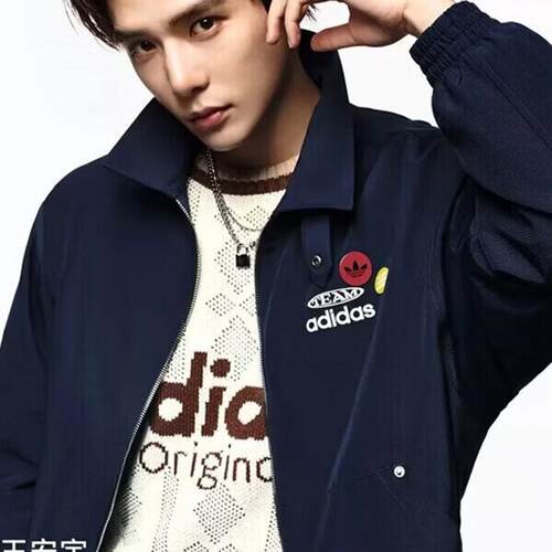 adidas/阿迪达斯三叶草男装女装百搭运动夹克舒适休闲外套 KC0135