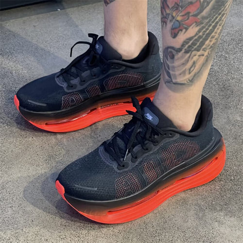 耐克（NIKE）男鞋Vomero Premium黑绿舒适休闲回弹柔软轻便运动低