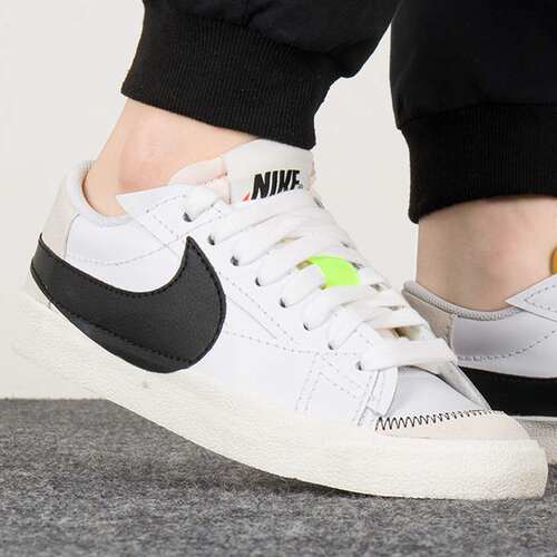 耐克男鞋Blazer Low 77 Jumbo低帮运动休闲滑板鞋DN2158 DV7231
