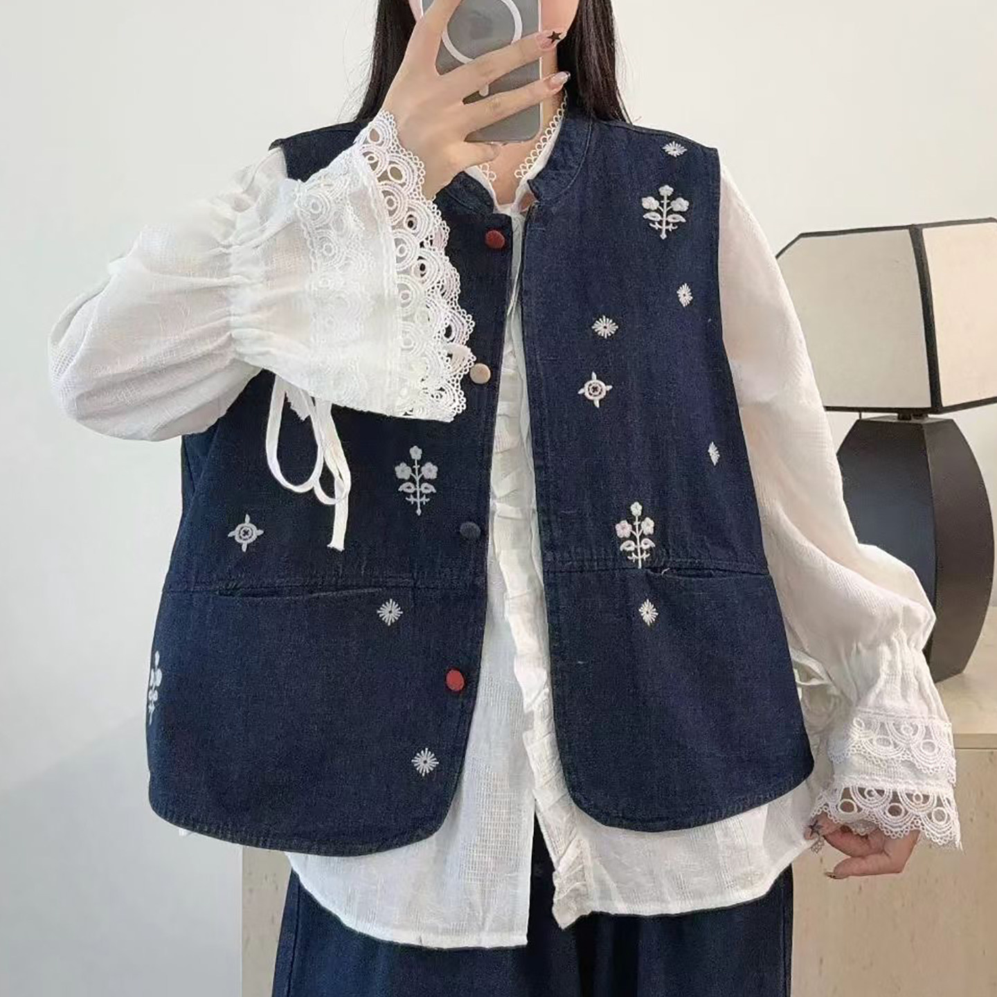 宽松百搭常规纯色圆领减龄文艺