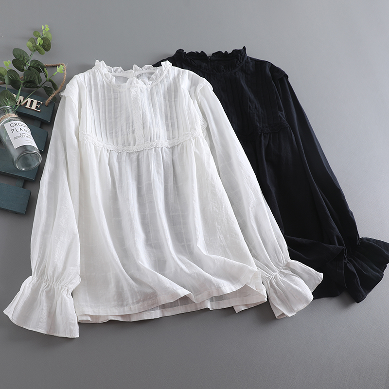 新款花边圆领荷叶袖刺绣衬衫女宽松百搭小清新减龄白色套头娃娃衫