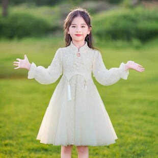 女童秋季连衣裙2026新款中式女孩蕾丝休闲潮范长袖纯色公主裙