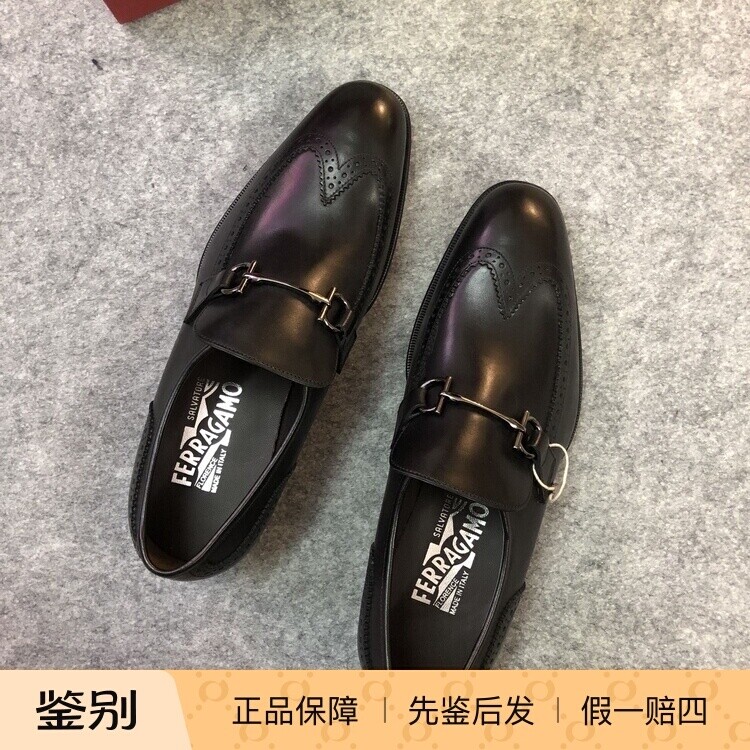 德国采购新上Ferragamo菲拉格慕男黑布洛克雕花马衔扣尖头乐福鞋