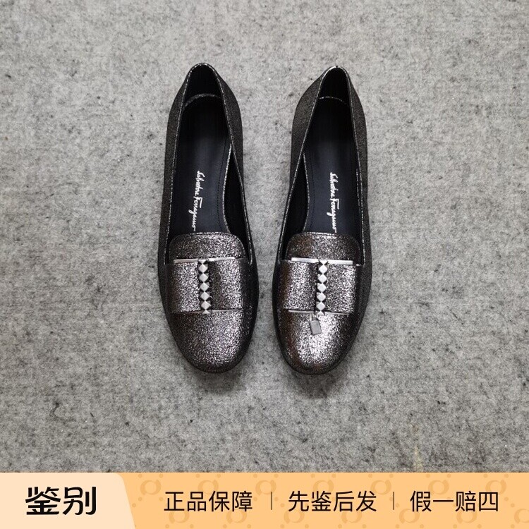 德国采购新品Ferragamo菲拉格慕银灰浅口女低帮蝴蝶结平底乐福鞋