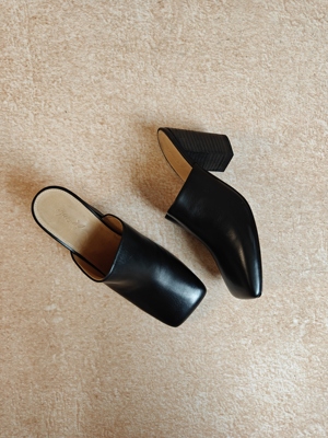 美国调货Marsell女黑色牛皮方头极简高粗跟穆勒拖鞋