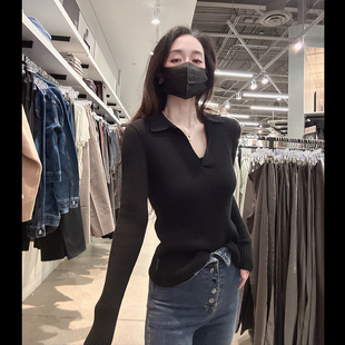 Calvin Klein CK女士弹力棉修身竖纹小开领长袖针织衫毛衣CW323-2