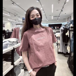 Calvin Klein CK女士夏季宽松休闲纯棉LOGO显瘦短袖T恤舒适CW33
