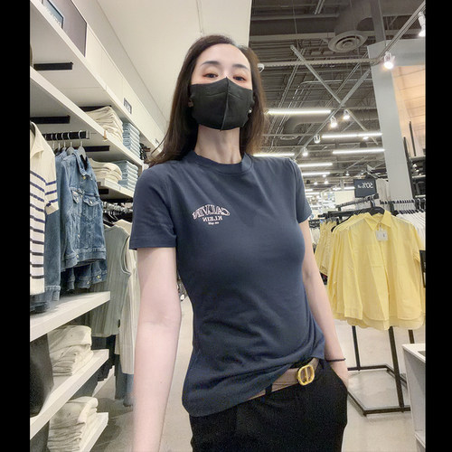 CalvinKlein女士圆领短袖T恤