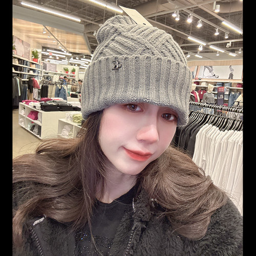 CK女士大头围显脸小针织帽