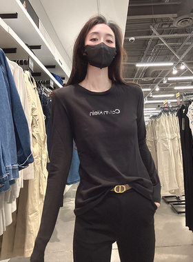CK Calvin Klein女士新款圆领棉质凹凸印花舒适打底长袖T恤CW478