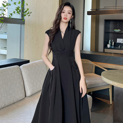 夏季新款高档女装优雅气质V领扭结收腰赫本风长款口袋连衣裙9616