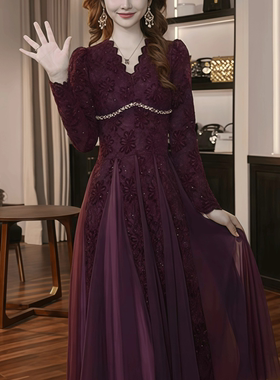 22030 独特设计感特别漂亮掐腰连衣裙轻熟风女人味秋天植绒长裙子