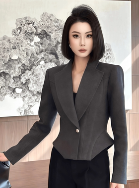 35439 时尚高级设计感小西装外套气质一粒扣百搭西服