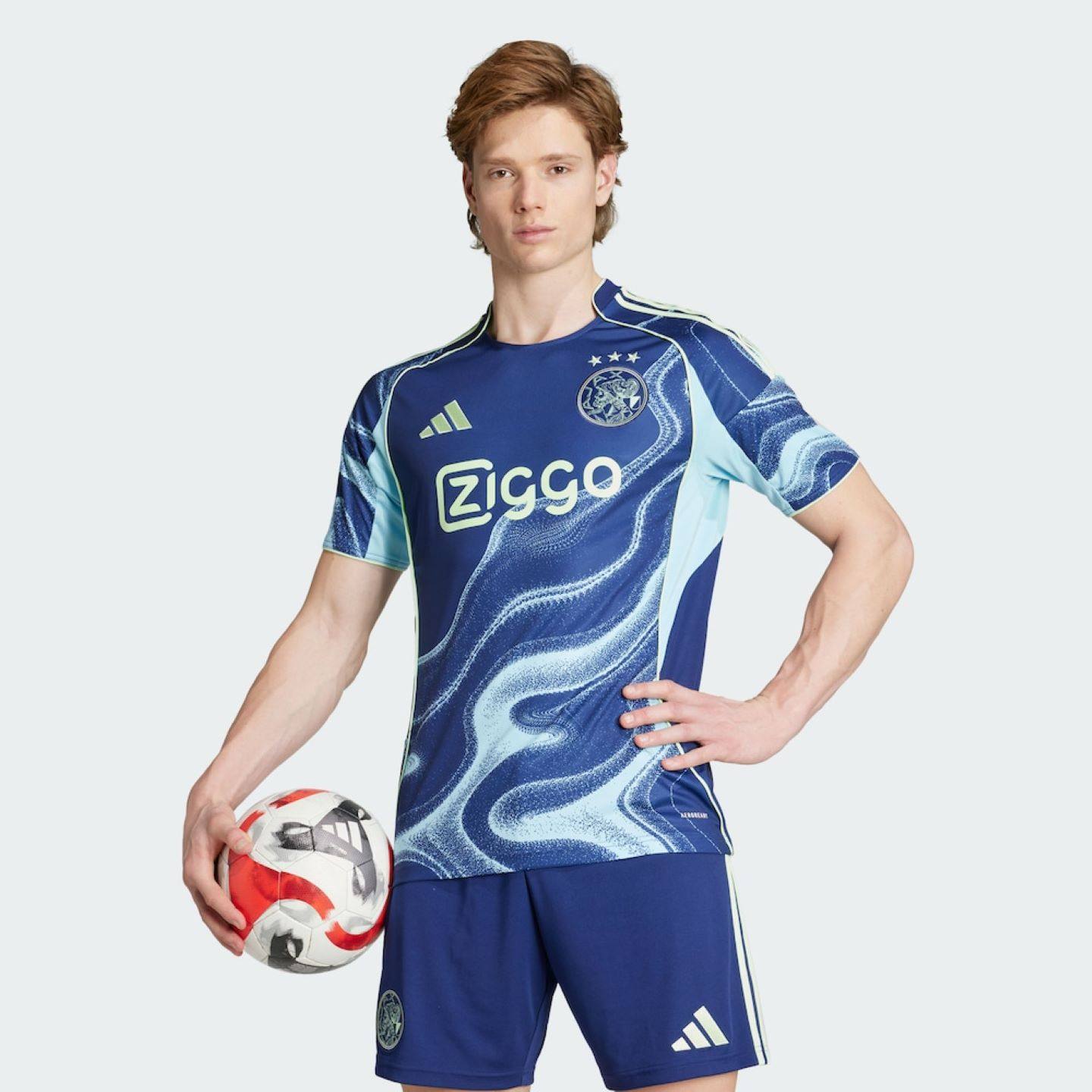 Adidas阿迪达斯球员版足球短袖