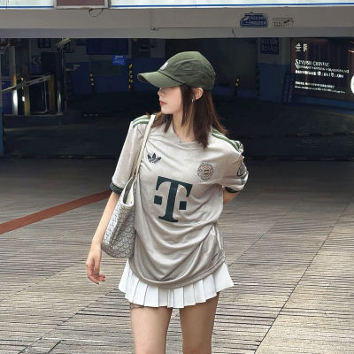 Adidas拜仁慕尼黑25/26赛季球衣