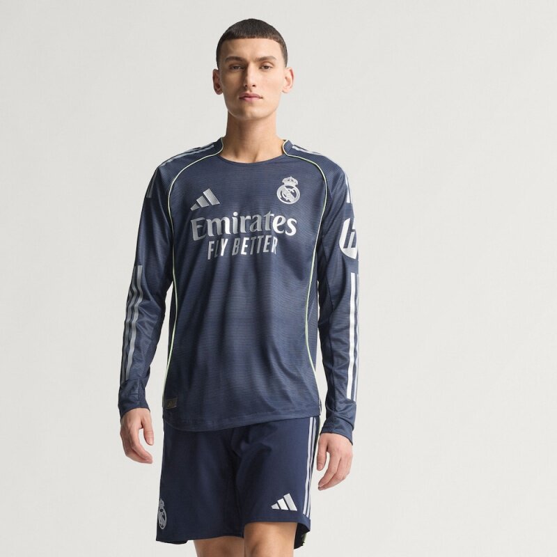 Adidas皇家马德里球员版足球服