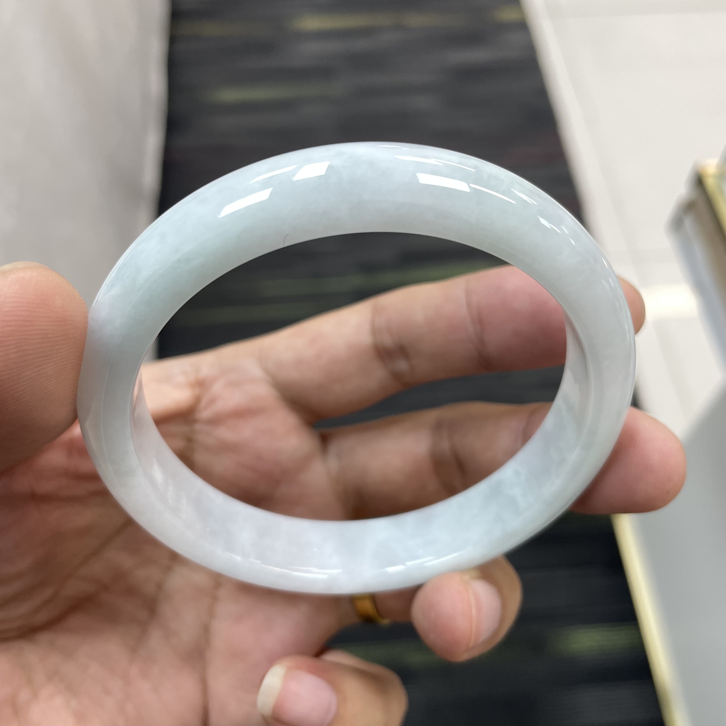 天然A货翡翠手镯66大圈口67缅甸翡翠