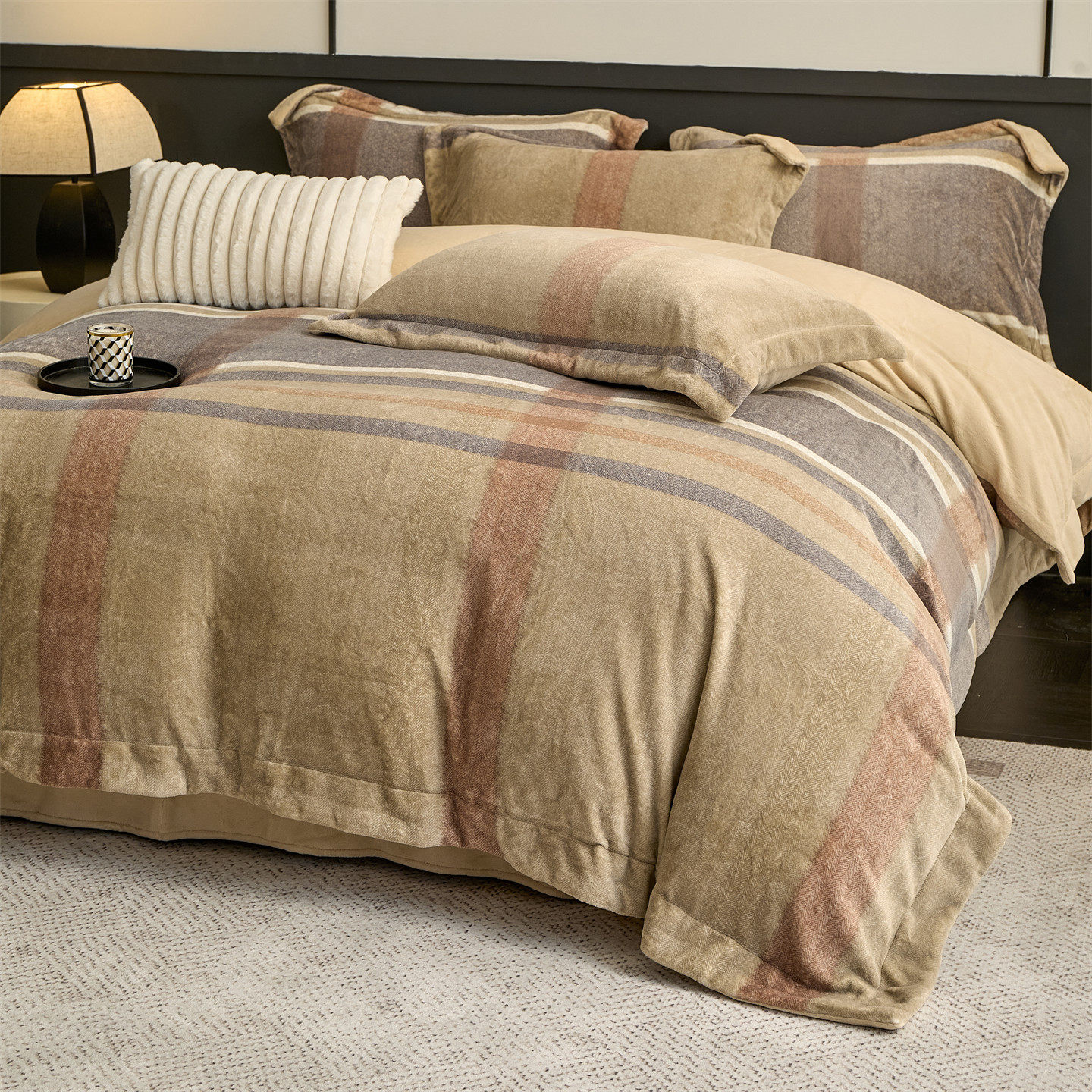 秋冬简约纯色牛奶雕花绒保暖珊瑚绒加绒被套法莱绒双面绒床上用品