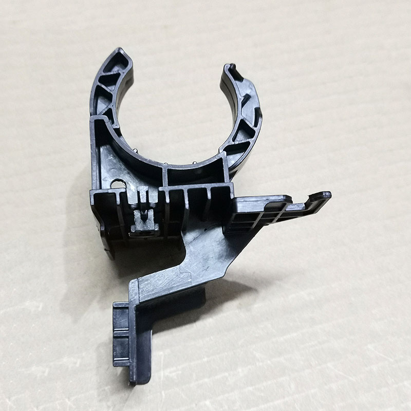 新桑塔纳新捷达新波罗昕锐雨刷壶固定支架雨刮水壶卡扣喷水壶卡子