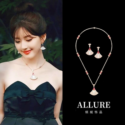 女白贝母水滴间钻项链项饰明星款