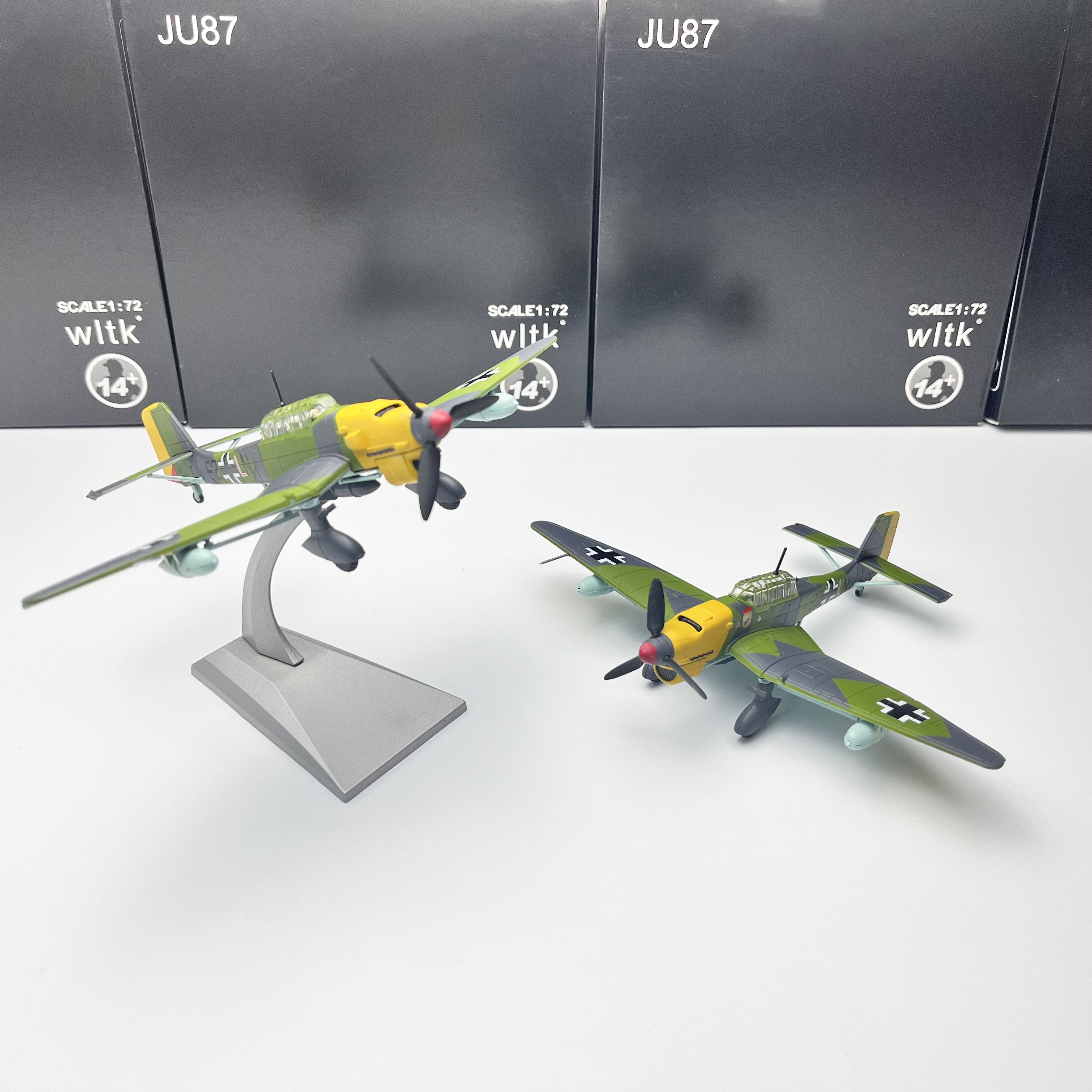 1/72 二战德国空中死神Ju87B斯图卡俯冲轰炸机军事飞机模型摆件