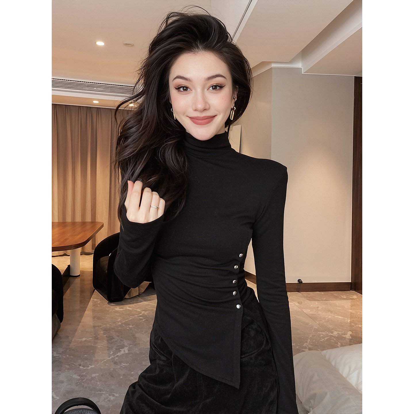 半高领V型尖下摆纽扣开叉加绒高腰显瘦纯色T恤长袖小心机辣妹性感
