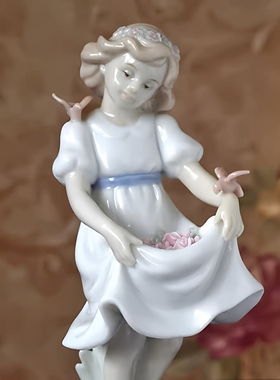 西班牙陶瓷少女手工花桌面摆件