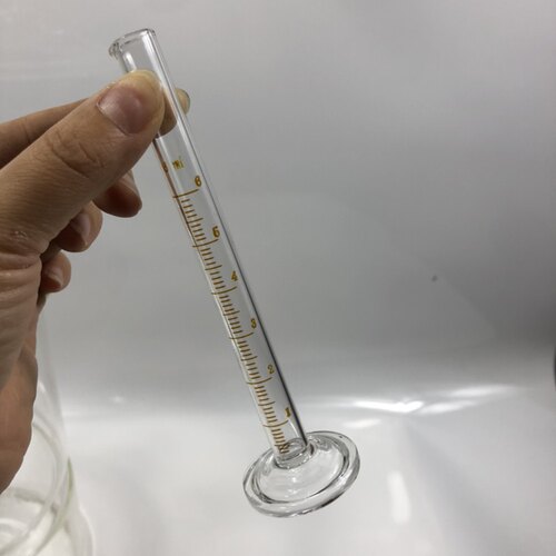量入式量筒高硼硅玻璃量筒6ml分度0.1ml精密小量筒玻璃刻度清晰