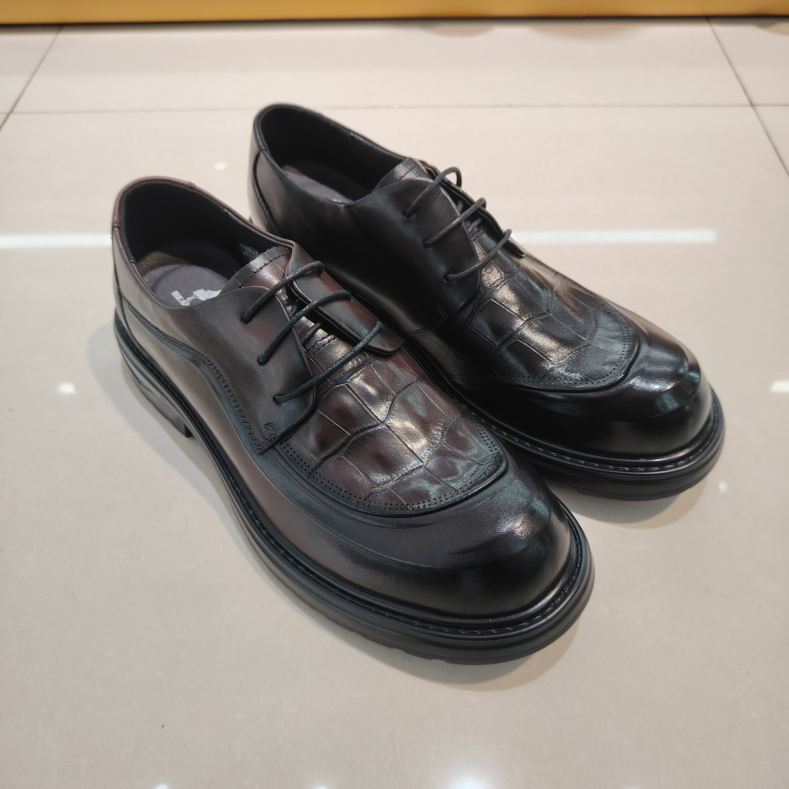 2025年冬季商务男鞋01375头层牛皮系带超轻厚底里外真皮正装男鞋