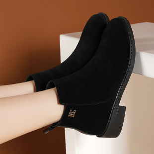 2025秋冬新款短靴女磨砂皮中跟粗跟短筒裸靴绒面尖头拉链加绒女鞋