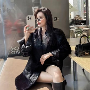 高级感外套女秋冬新款时尚休闲显瘦毛茸茸西装外套毛绒黑色大衣