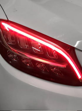 19-20年奔驰C级W205黄金眼C180柠檬黄C200红色C260L七彩LED日行灯