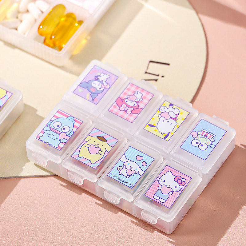 三丽鸥分格收纳盒随身小药盒