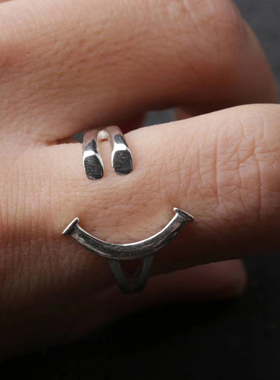 纯银网红表情包笑脸戒指活口清纯女生职场女神江湖女侠皆可驾驭