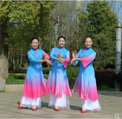 古典飘逸渐变色舞蹈服民族秧歌