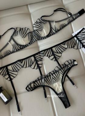 MrsPanda·驭龙少女·性感内衣文胸三件套线条肌理刺绣透视黑色