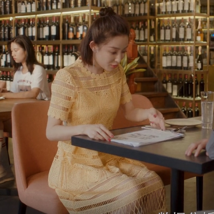 安家朱闪闪同款韩版蕾丝连衣裙