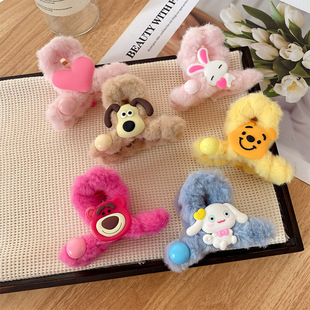 秋冬儿童毛绒卡通抓夹草莓熊发夹可爱女童后脑勺鲨鱼夹发卡发饰女