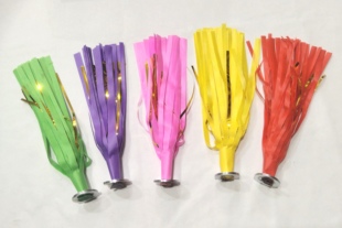 毽子金丝学生儿童运动健身耐踢大花毽彩色塑料香味16元 20个批发