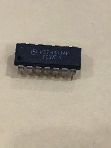 MC74HC14AN DIP14  MC74HC14AN 专业电子元器件一站式配单