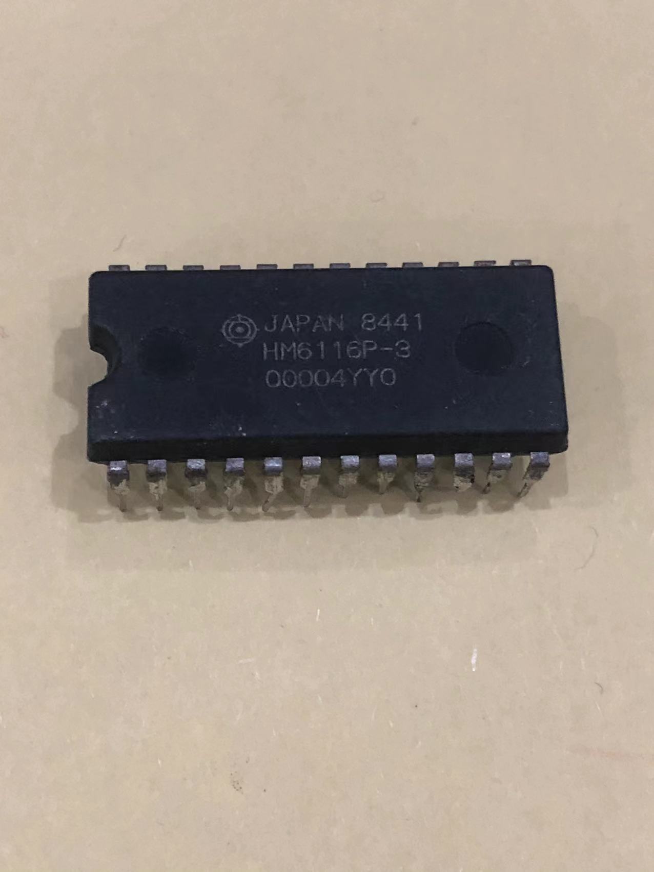 HM6116P-3 DIP24 现货实拍 HM6116P-3 专业电子元器件一站式配单