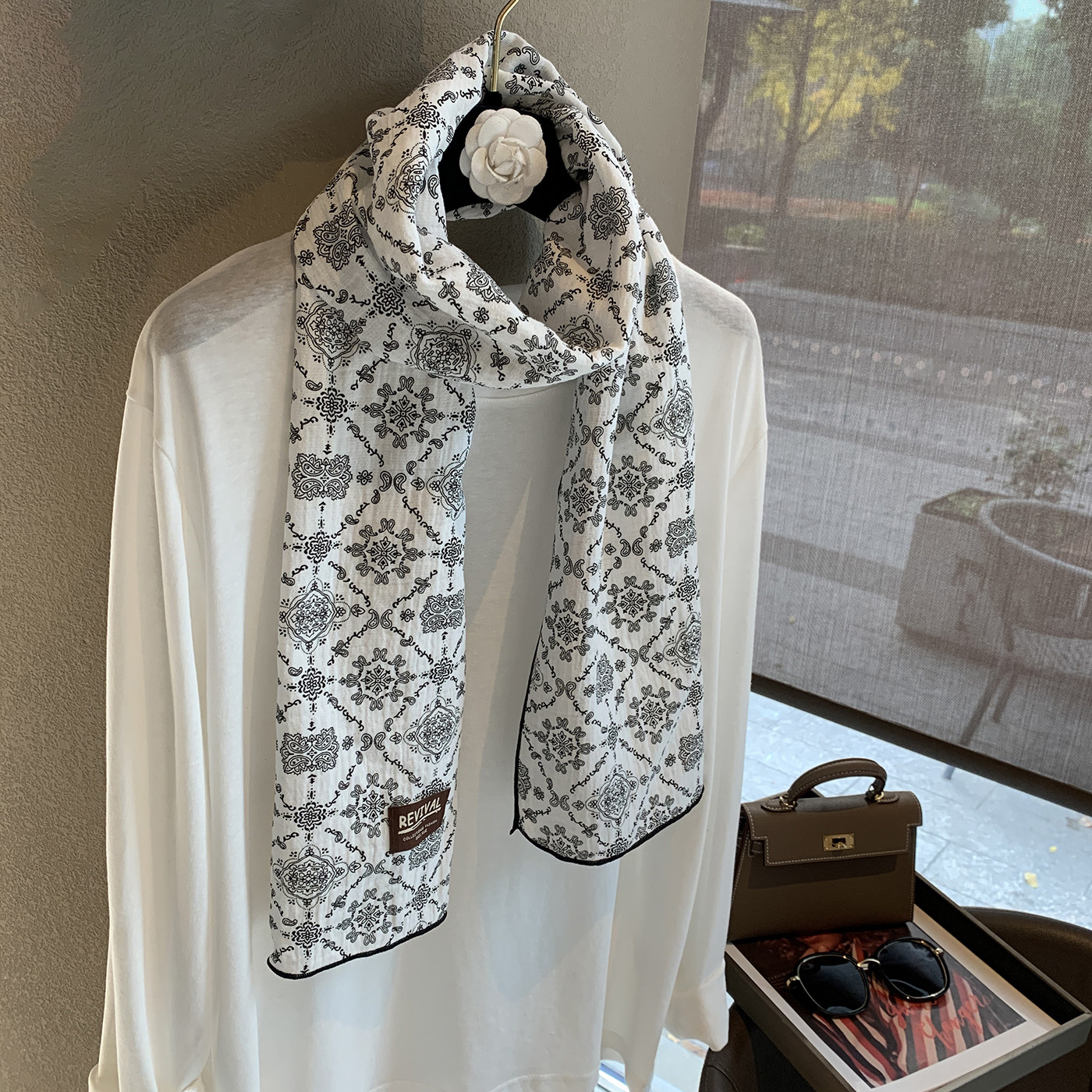 小花质感纯棉长条丝巾护颈围巾女秋新款文艺百搭领巾保暖围脖,服饰配件/皮带/帽子/围巾,围巾/丝巾/披肩,淘宝优惠券,粉丝福利购,淘宝优惠卷